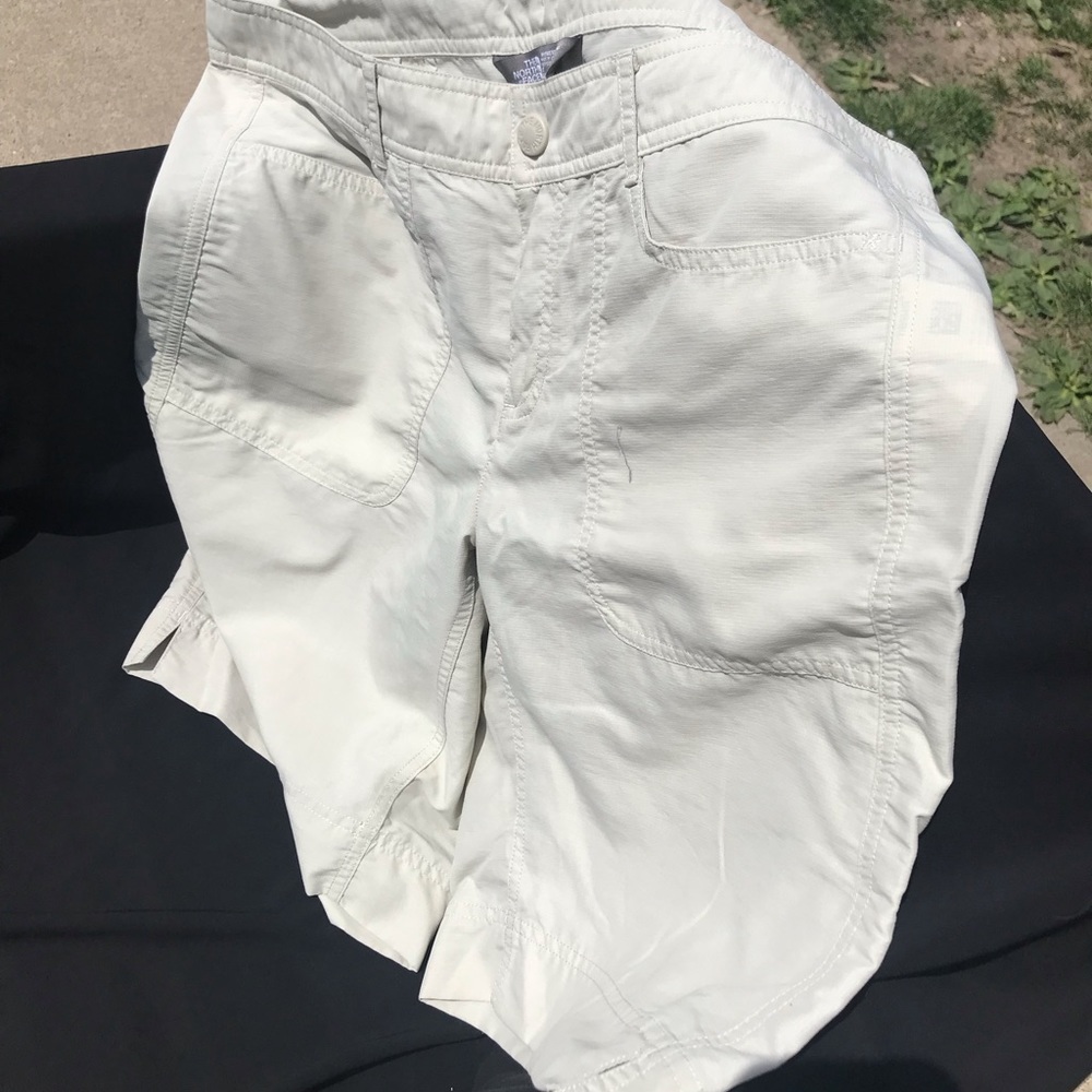 Brand New Never Worn The North Face Shorts Size 10